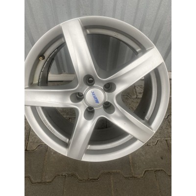 Диски Alutec Grip 8x18 5x108 ET45 DIA70,1 (polar silver) Б/У