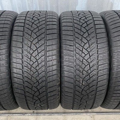 Шини Goodyear UltraGrip Performance Gen-1 245/40 R18 97V XL Б/У 8 мм