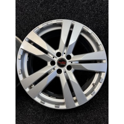 Диски Replica Mercedes (MB78) 8,5x20 5x112 ET43 DIA66,6 (silver) Б/У