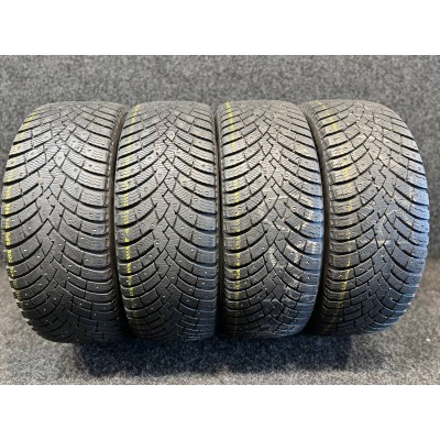 Шини Pirelli Scorpion Ice Zero 2 235/55 R19 105H XL (шип) Б/У 8 мм