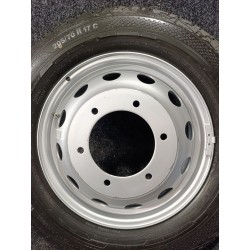 Steel Noname 5,5x17 6x205 ET121,5 DIA161 (silver) Б/У