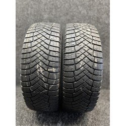 Pirelli Ice Zero FR 225/60 R17 103H XL Б/У 8 мм Pirelli Ice Zero FR 225/60 R17 103H XL Б/У 8 мм