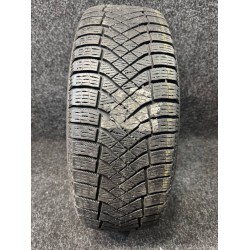 Pirelli Ice Zero FR 215/65 R16 102T XL Б/У 7 мм
