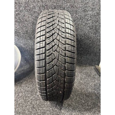 Шини Goodyear UltraGrip Ice SUV Gen-1 225/65 R17 102T Б/У 7 мм