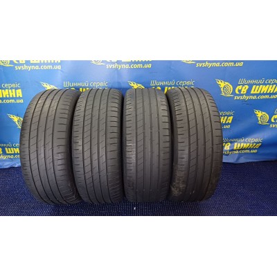 Шини Goodyear EfficientGrip Performance 215/55 R17 94V Б/У 4 мм