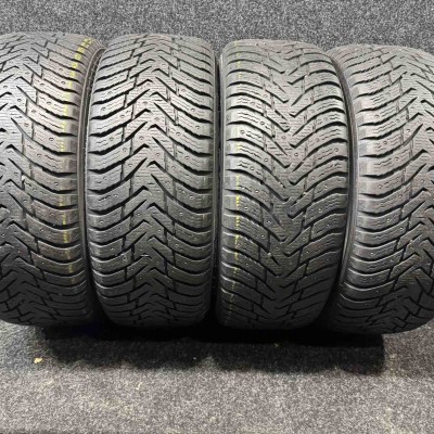 Шини Nokian Hakkapeliitta 8 SUV 255/60 R18 112T XL (шип) Б/У 8 мм