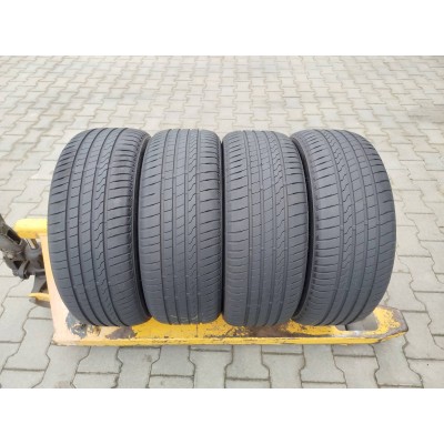 Шини Firestone Roadhawk 215/55 ZR17 94W Б/У 5 мм