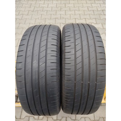 Шини Goodyear EfficientGrip Performance 215/60 R17 96H Б/У 4 мм