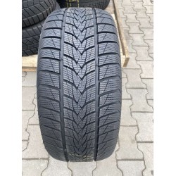 Minerva Frostrack UHP 235/40 R19 96V XL Б/У 8 мм